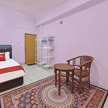 Oyo 90551 Zn Mix Homestay & Roomstay Kampung Raja Luaran gambar