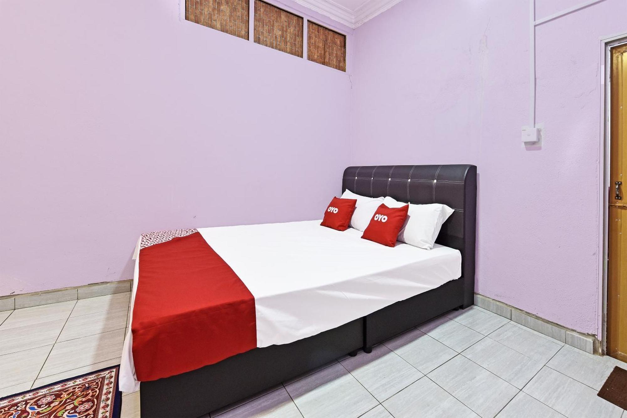 Oyo 90551 Zn Mix Homestay & Roomstay Kampung Raja Luaran gambar