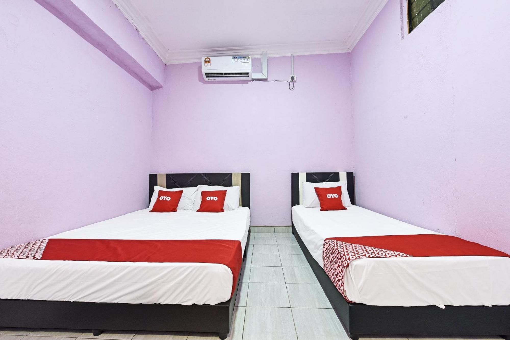Oyo 90551 Zn Mix Homestay & Roomstay Kampung Raja Luaran gambar